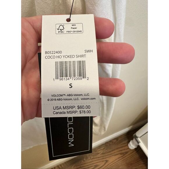 Volcom Coco Ho Yoked Green and White Linen Blend Button Down Top Size Small - Picture 7 of 9